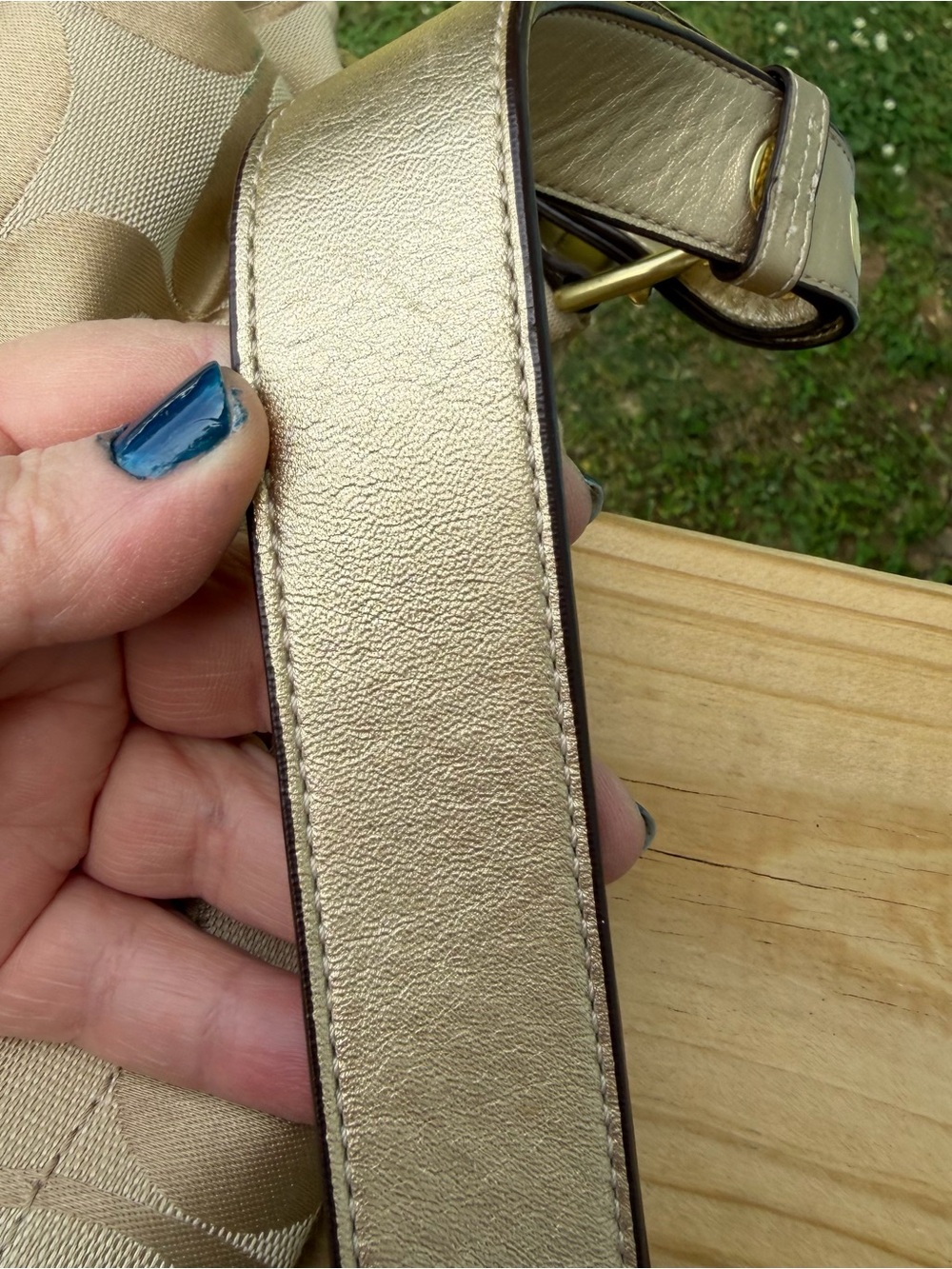 Coach Beige Signature Canvas Hobo Shoulder Bag - Picture 15 of 16